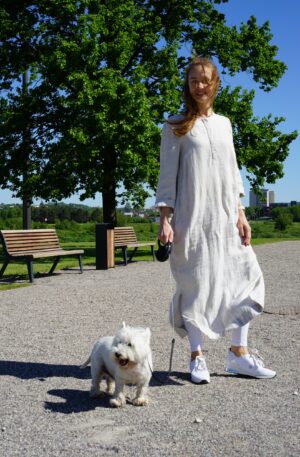 Ilga lininė suknelė