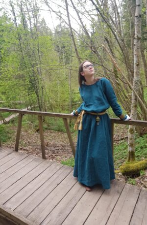 Ilga lininė suknelė - mėlyna